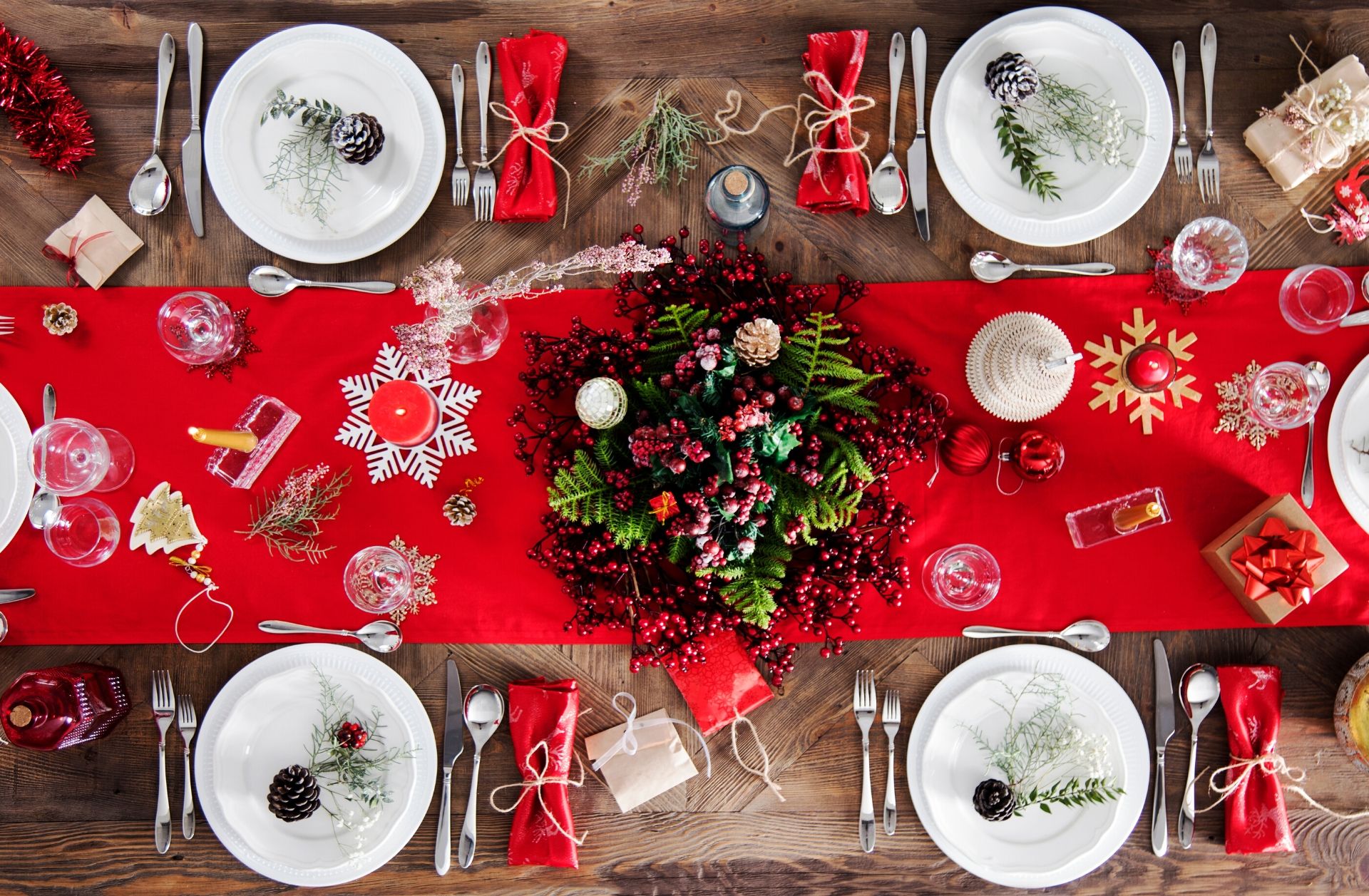 CÓMO PREPARAR ESTA NAVIDAD LA MESA PARA TUS INVITADOS